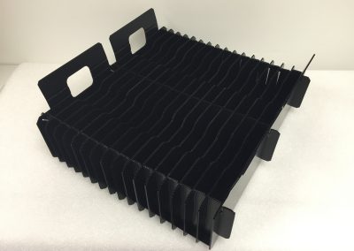 Returnable tray holding medical device components