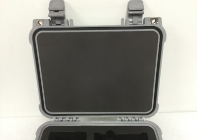 Small returnable case insert protecting precision parts