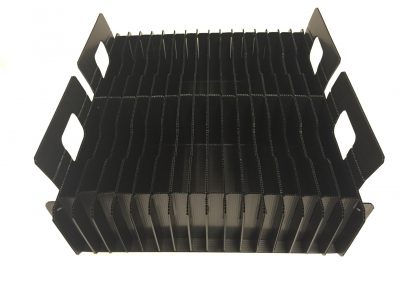 Returnable tray holding medical device components